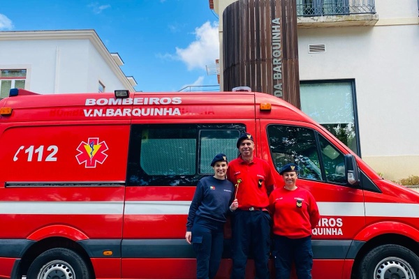 Bombeiros apoiam as comemorações do 25 de abril