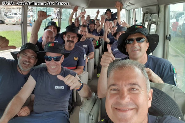Bombeiros de Regresso
