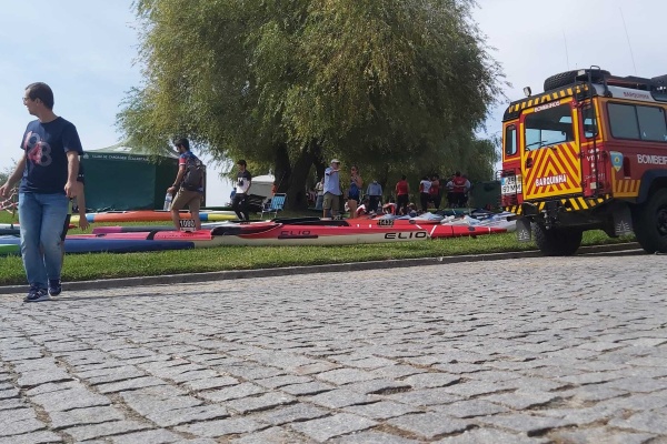 Bombeiros apoiam prova de nautismo