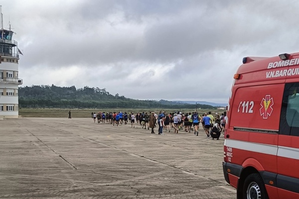 Bombeiros apoiam prova desportiva