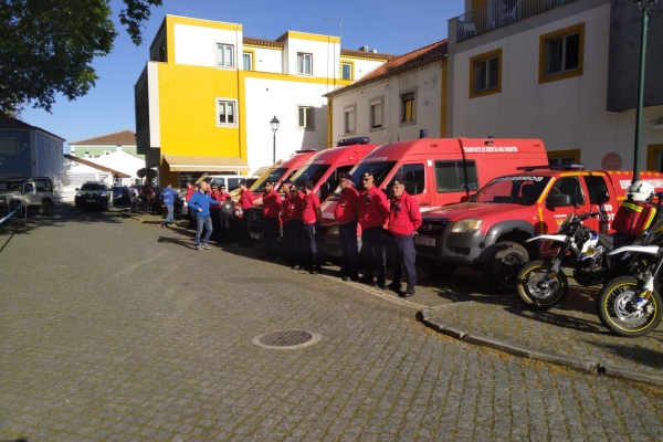 25 de Abril | Muitas atividades, sempre com o apoio dos Bombeiros