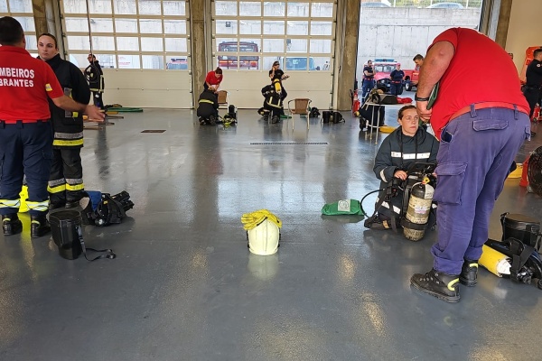 Bombeiros concluem recruta com sucesso